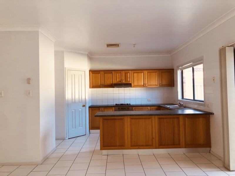 West Hoxton NSW 2171