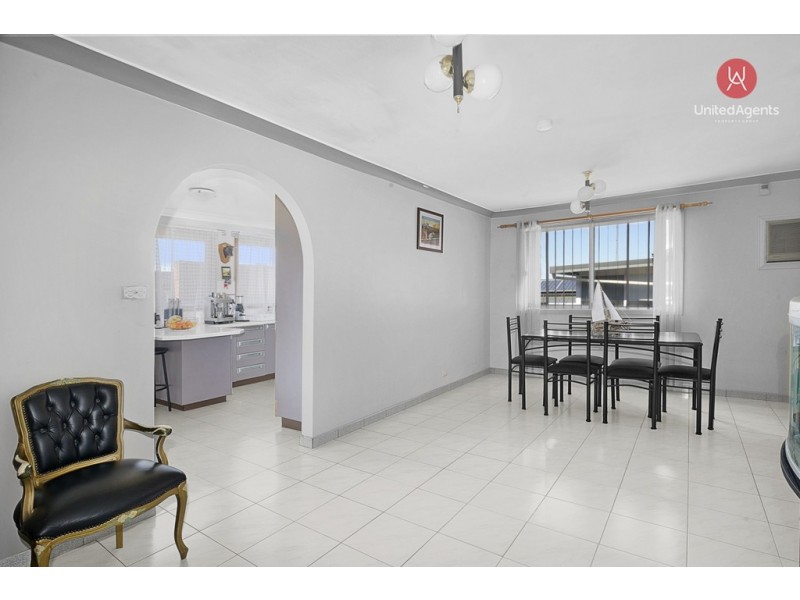 97 King Road, Fairfield West NSW 2165