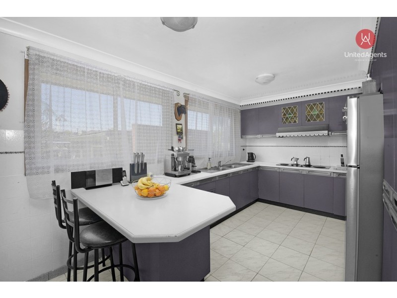 97 King Road, Fairfield West NSW 2165
