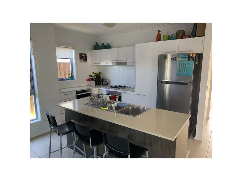 9 Truscott Avenue, Middleton Grange NSW 2171