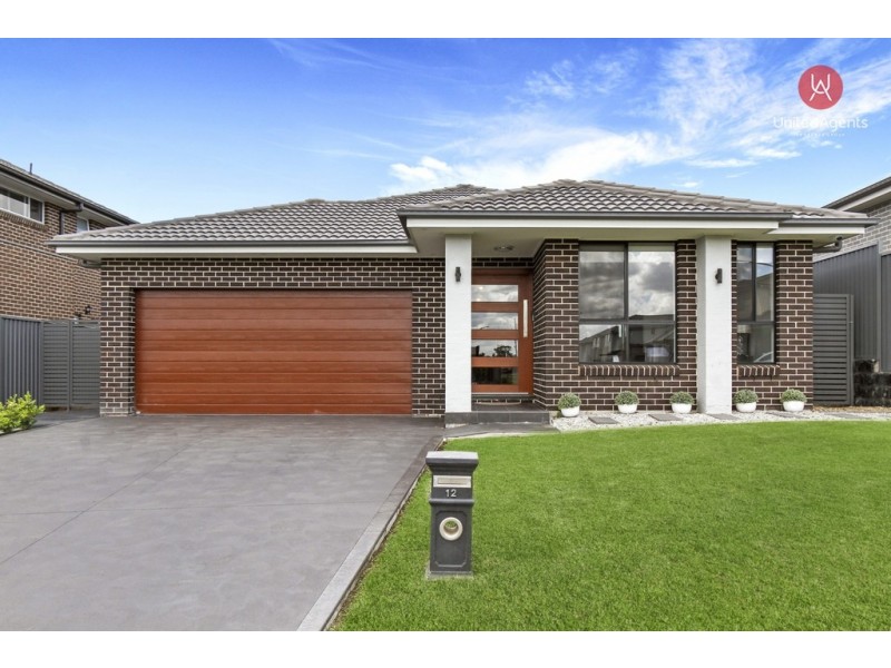 12 Fleet Street, Gregory Hills NSW 2557