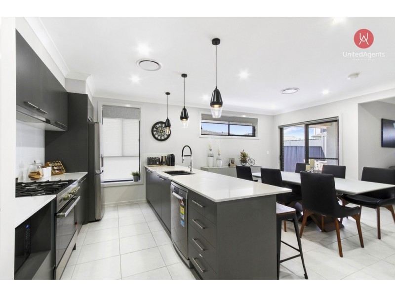 12 Fleet Street, Gregory Hills NSW 2557