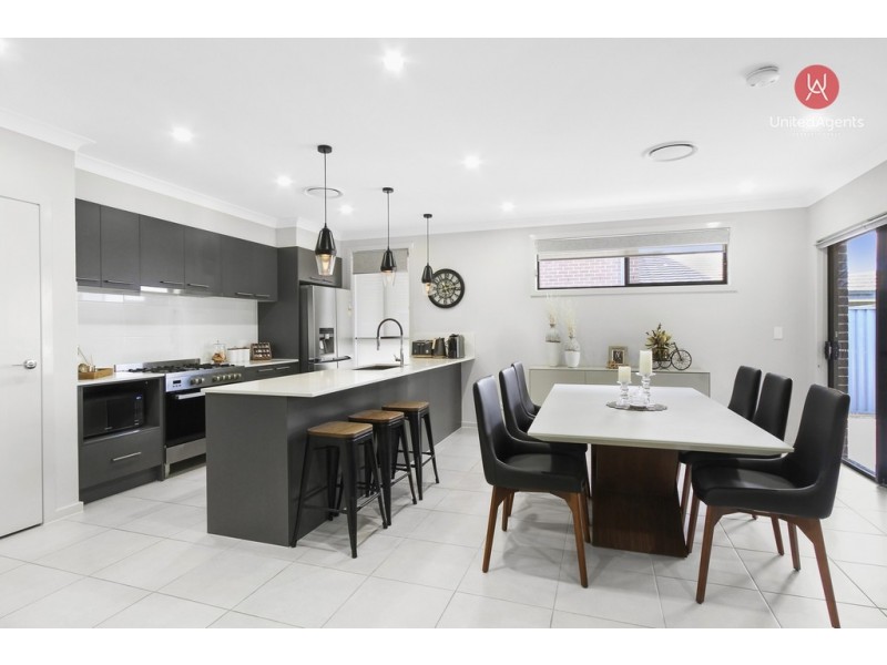 12 Fleet Street, Gregory Hills NSW 2557
