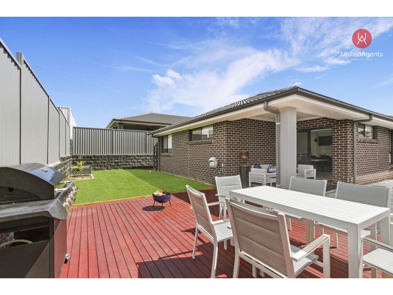 12 Fleet Street, Gregory Hills NSW 2557