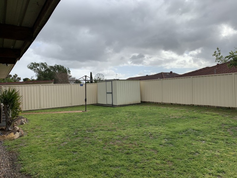 24 Twentieth Ave, Hoxton Park NSW 2171