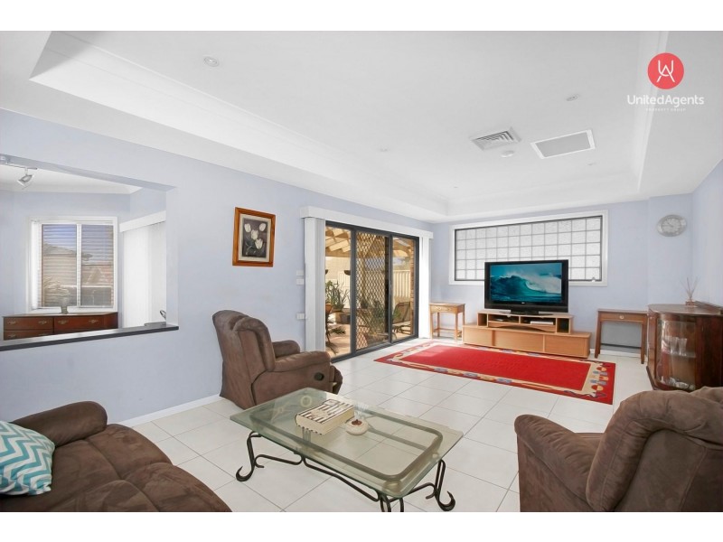 8 Aragon Street, Cecil Hills NSW 2171