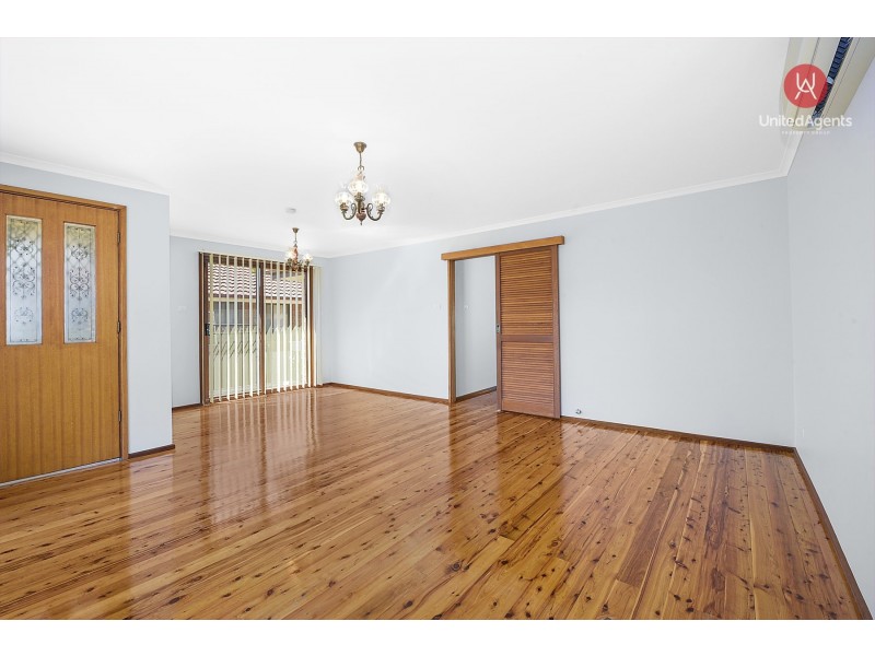 5 Yallara Street, St Helens Park NSW 2560