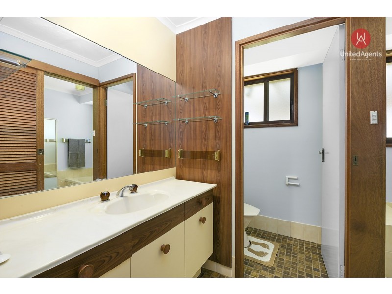 5 Yallara Street, St Helens Park NSW 2560