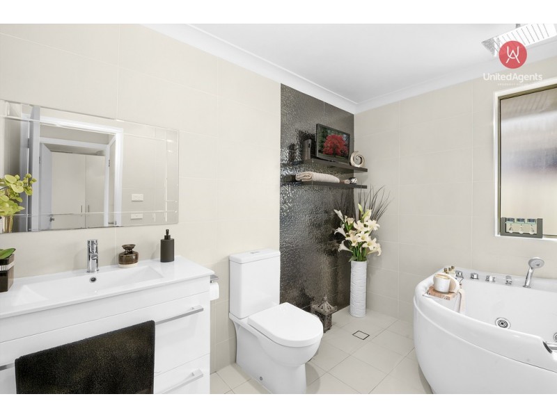 33 Cedar Road, Prestons NSW 2170