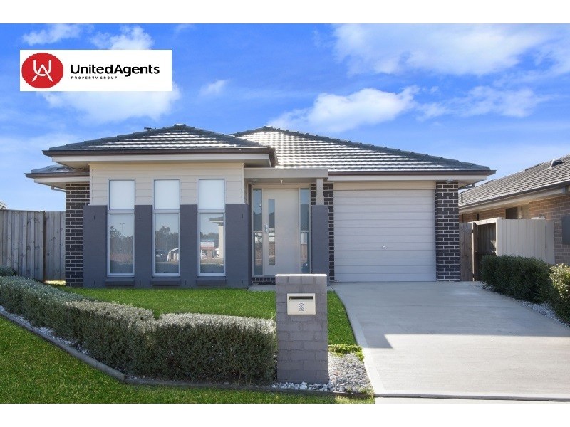 2 William Buckley Drive, Carnes Hill NSW 2171