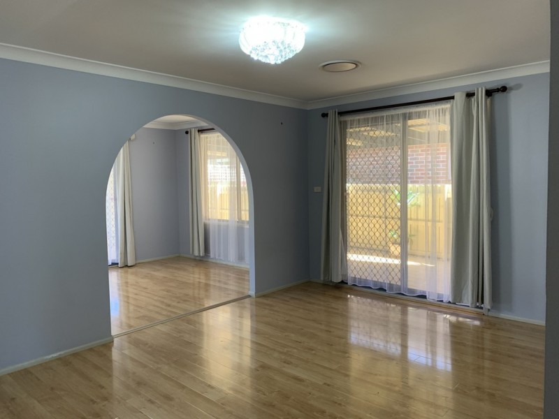 28 Brindabella Drive, Horningsea Park NSW 2171