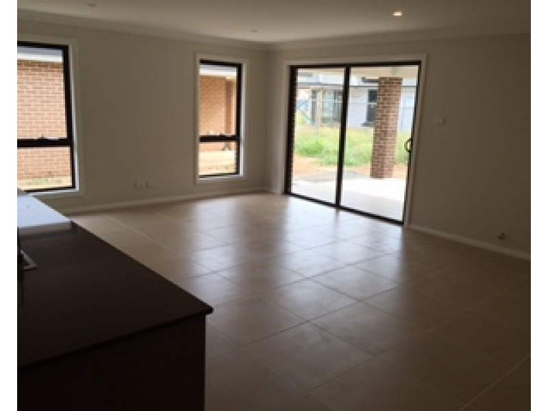 19 VENTURER PARADE, Leppington NSW 2179