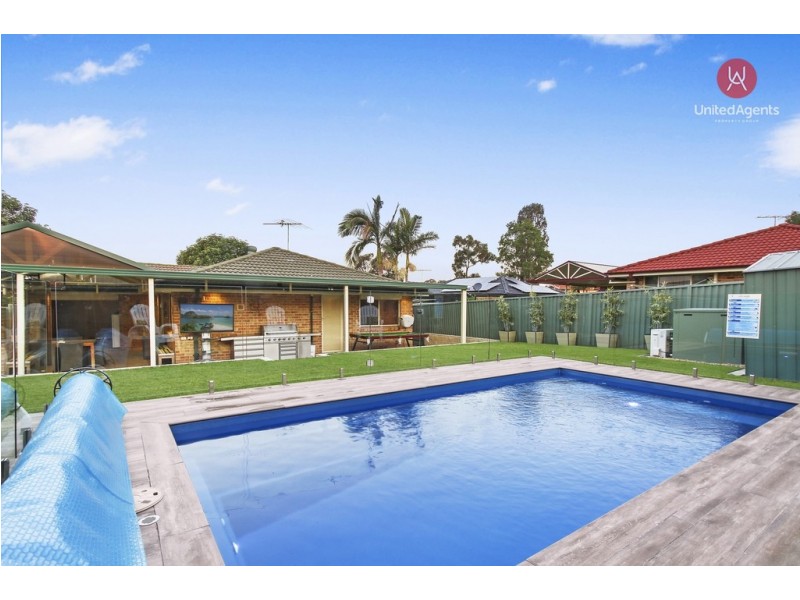 4 Tamworth Crescent, Hoxton Park NSW 2171