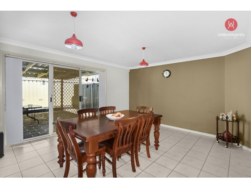 37 Chapman Street, West Hoxton NSW 2171