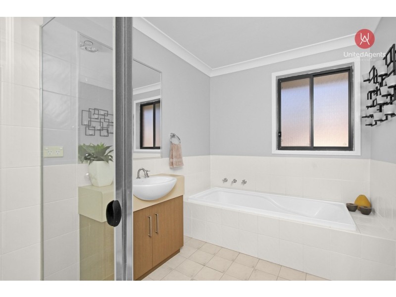 45 Coffs Harbour Avenue, Hoxton Park NSW 2171