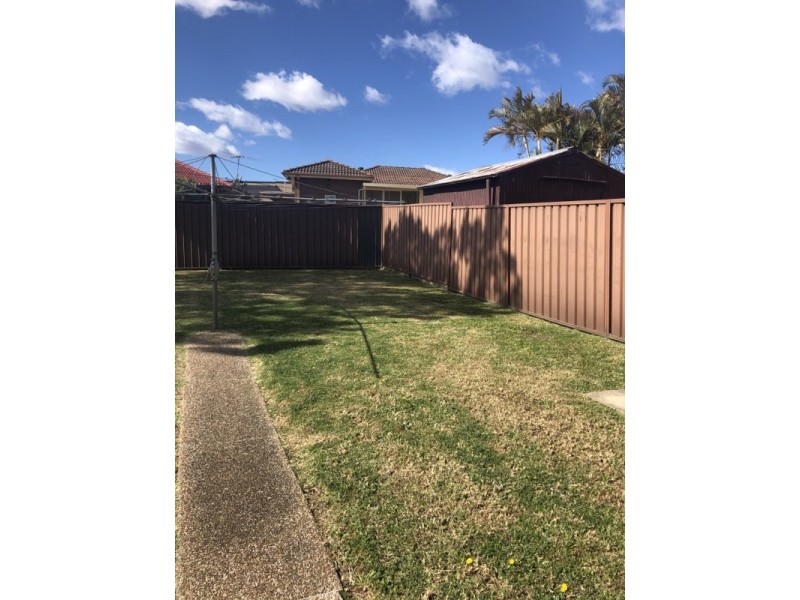16 Coleridge Road, Wetherill Park NSW 2164
