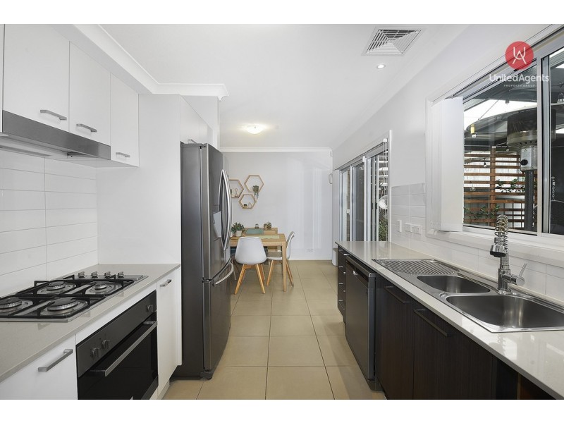 145 Hemsworth Avenue, Middleton Grange NSW 2171