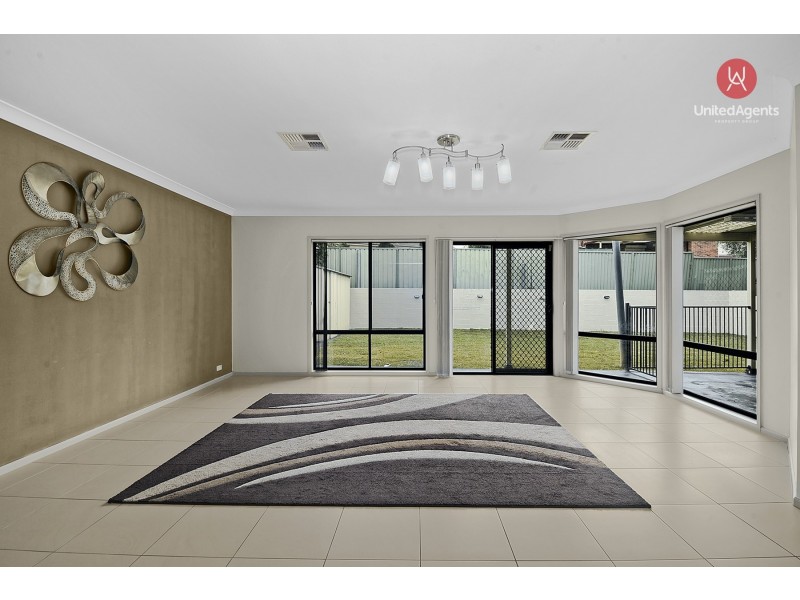 28 Minnamurra Circuit, Prestons NSW 2170