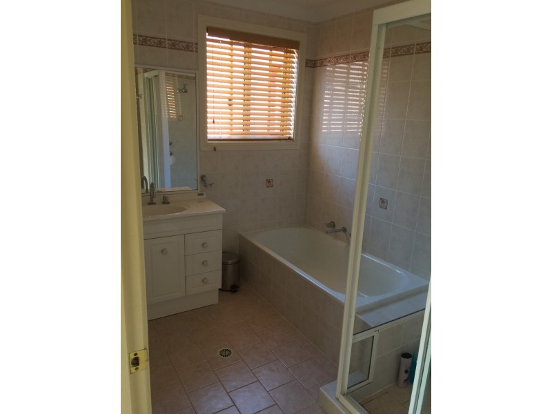 27 Tudor Crescent, Cecil Hills NSW 2171