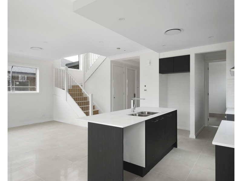 15 Hillston Circuit, Gregory Hills NSW 2557