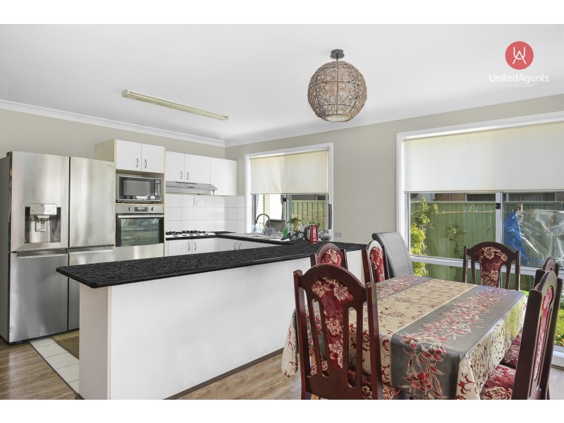 43 Myrtle Street, Prestons NSW 2170