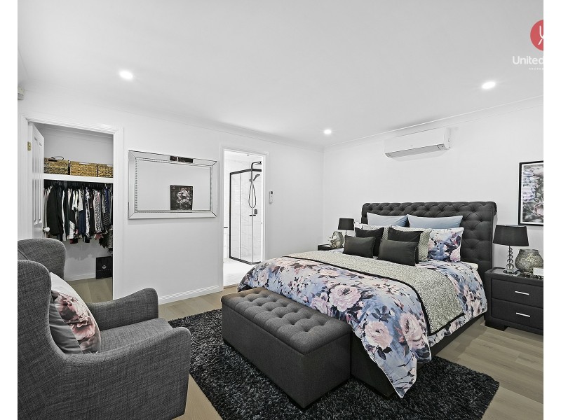 69 Horningsea Park Drive, Horningsea Park NSW 2171