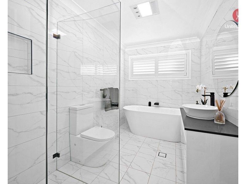 69 Horningsea Park Drive, Horningsea Park NSW 2171