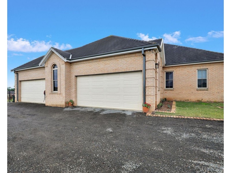 102-106 Garfield Road, Horsley Park NSW 2175