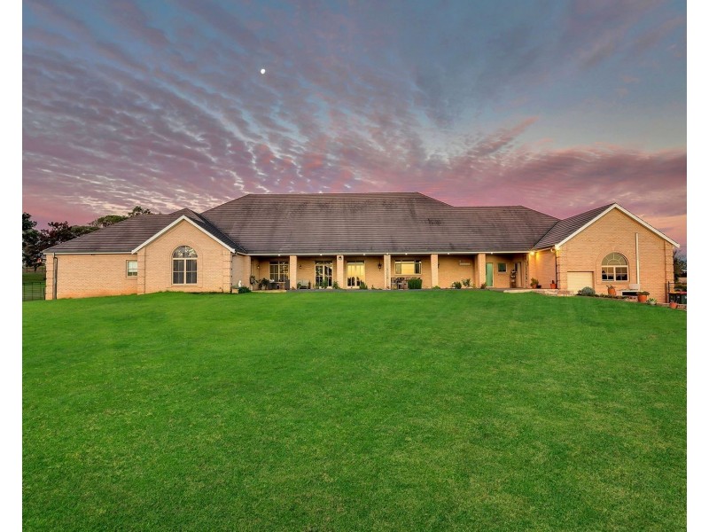 102-106 Garfield Road, Horsley Park NSW 2175