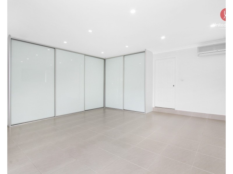 17 Capricorn Boulevard, Green Valley NSW 2168