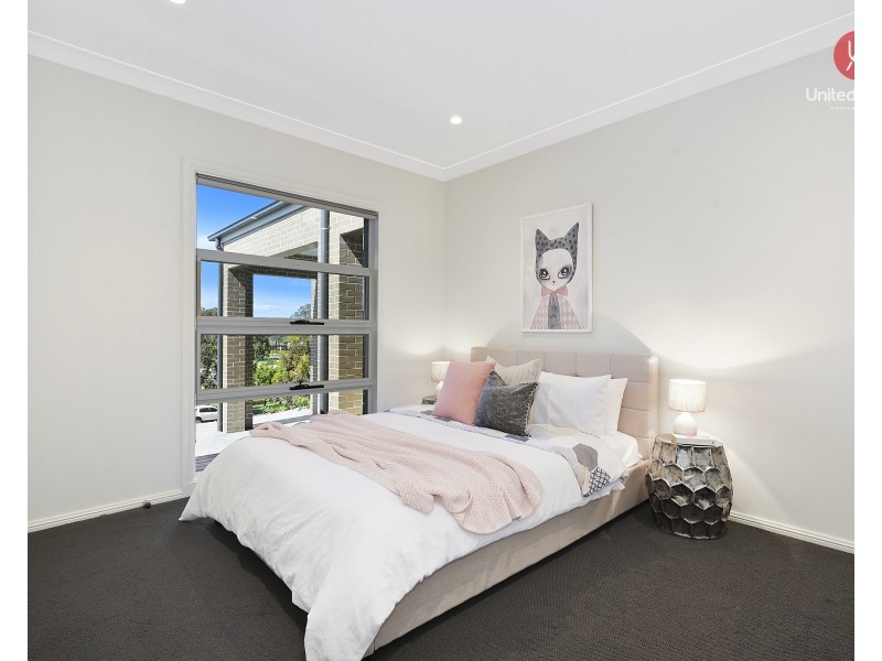 19 The Outlook, Kirkham NSW 2570