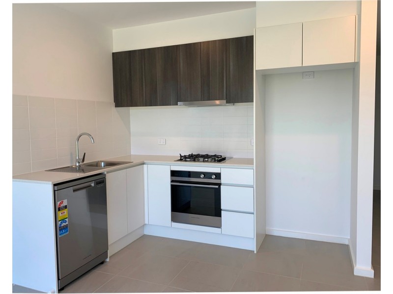 136a Rosedale Circuit, Carnes Hill NSW 2171