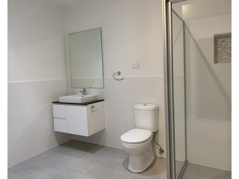 136a Rosedale Circuit, Carnes Hill NSW 2171