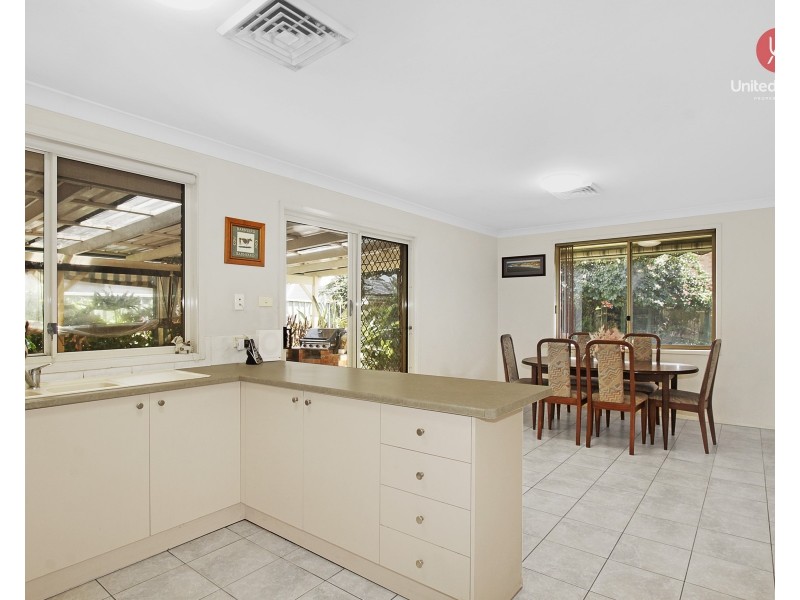 14 Binnaway Avenue, Hoxton Park NSW 2171
