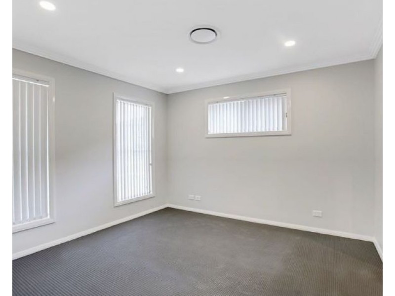 11 Cub Street, Leppington NSW 2179