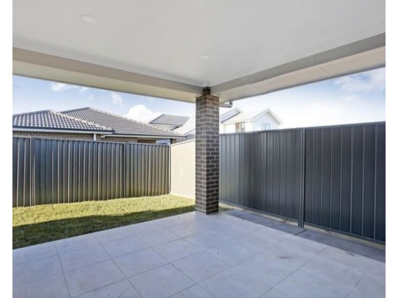11 Cub Street, Leppington NSW 2179