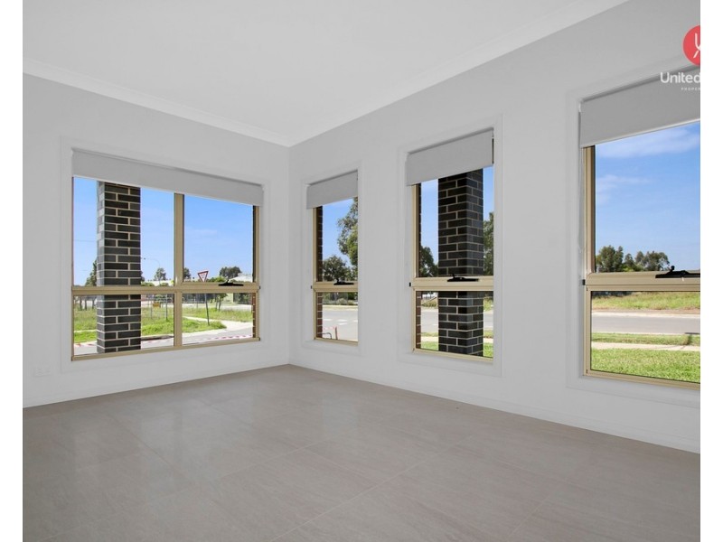 Lot 4 Hall Circuit, Middleton Grange NSW 2171