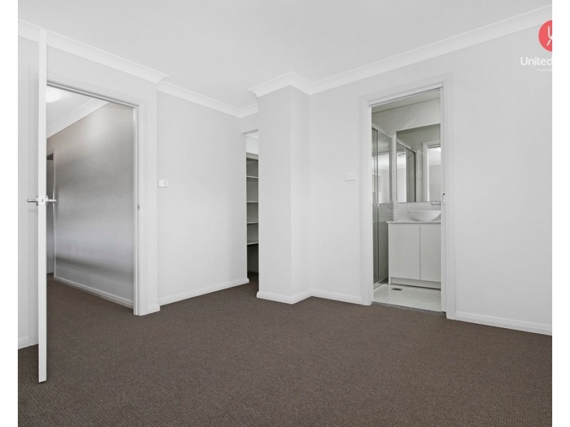 Lot 4 Hall Circuit, Middleton Grange NSW 2171