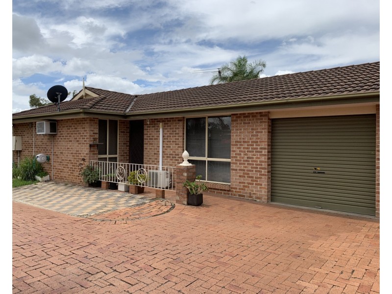 1/212-214 Cockatiel Circuit, Green Valley NSW 2168