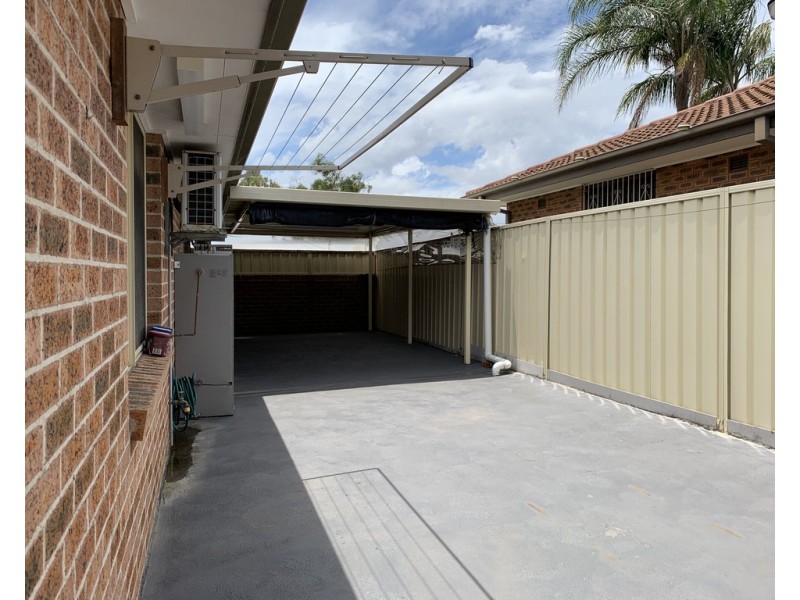 1/212-214 Cockatiel Circuit, Green Valley NSW 2168