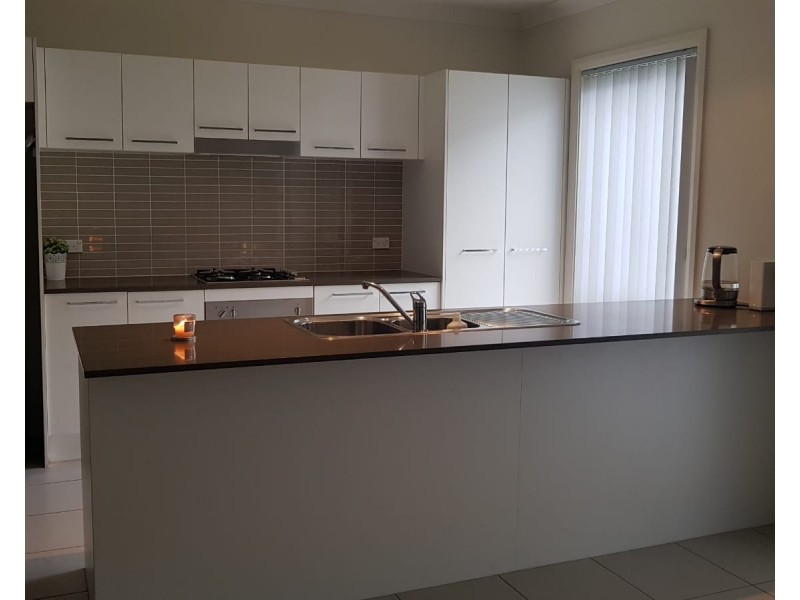 26 Lockheed Avenue, Middleton Grange NSW 2171