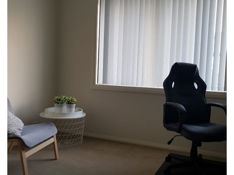 26 Lockheed Avenue, Middleton Grange NSW 2171