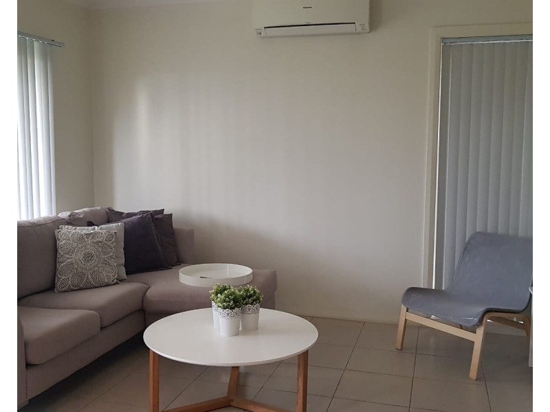 26 Lockheed Avenue, Middleton Grange NSW 2171