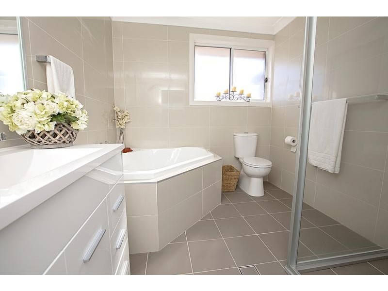 Carnes Hill NSW 2171