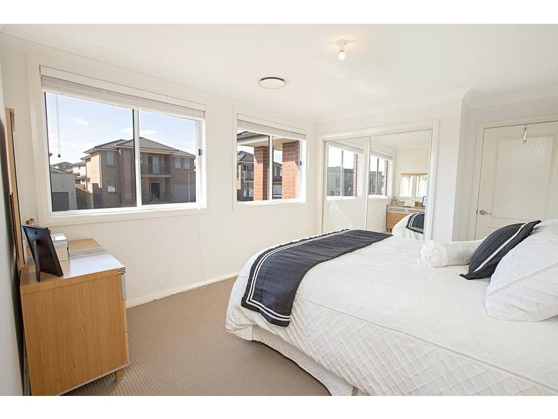 Carnes Hill NSW 2171