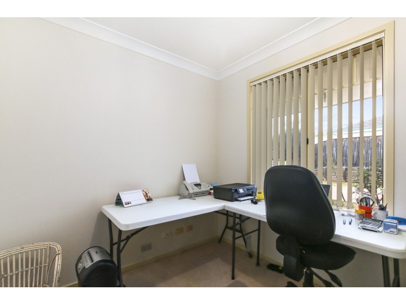 6 Mathinna Circuit, West Hoxton NSW 2171