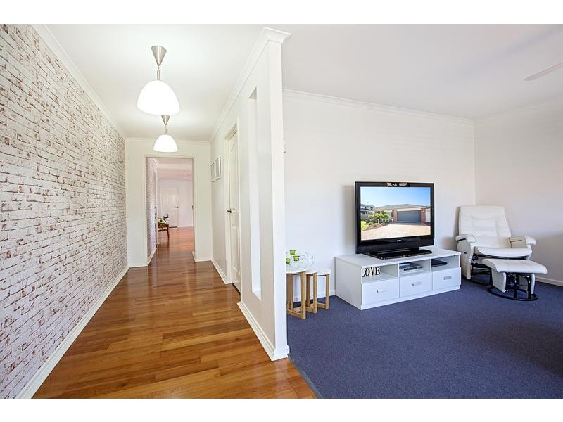 West Hoxton NSW 2171