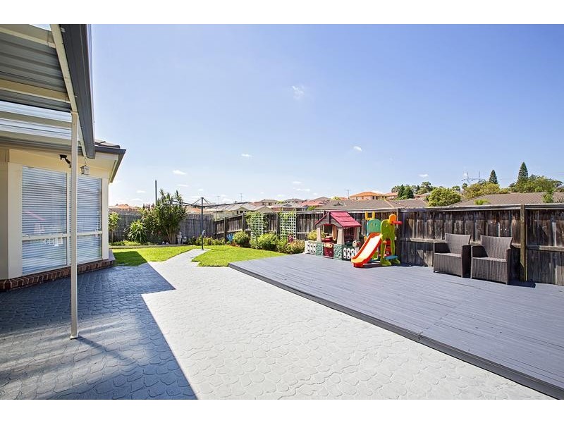 West Hoxton NSW 2171