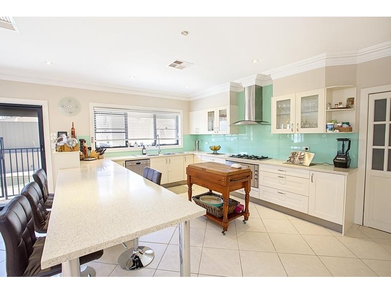 West Hoxton NSW 2171