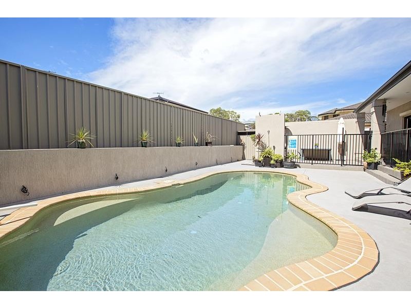 West Hoxton NSW 2171